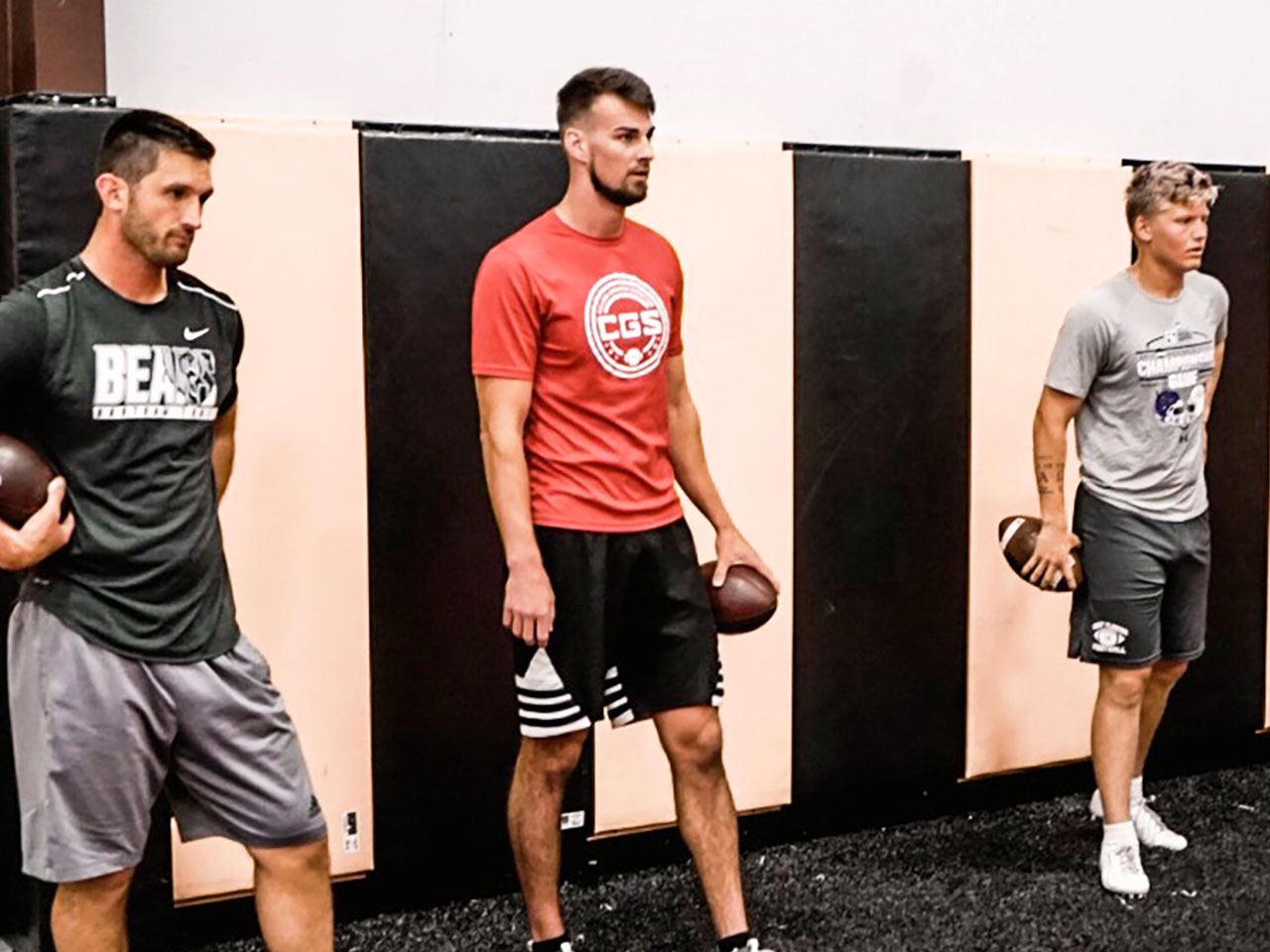 6 points - Indoor QB training