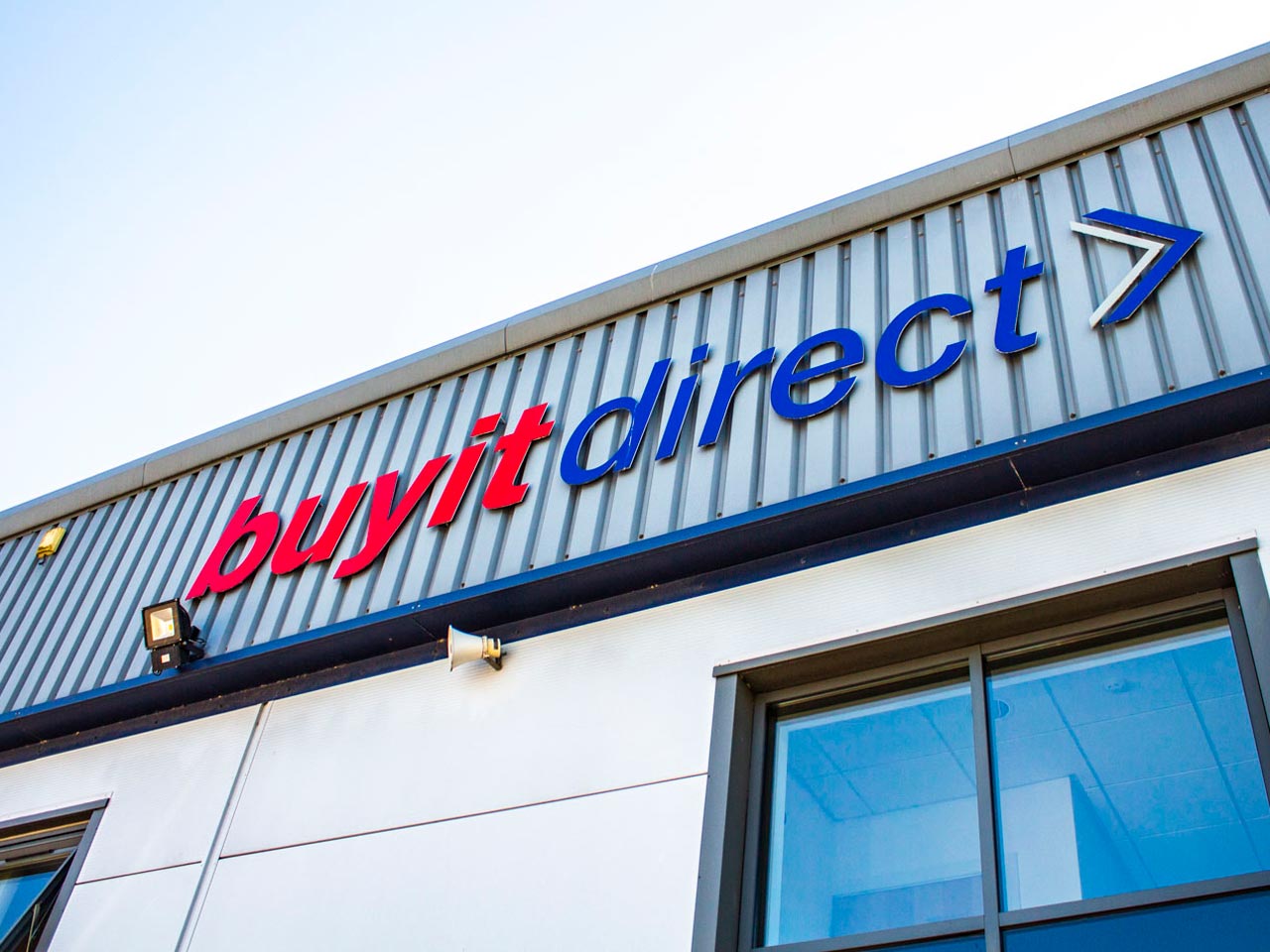 Buy It Direct sees performance soar with Avaya Contact Center Select